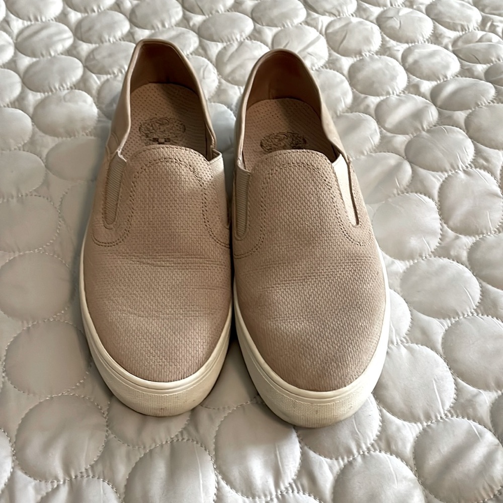 Vince Camuto Slip-on Sneakers Size 6.5